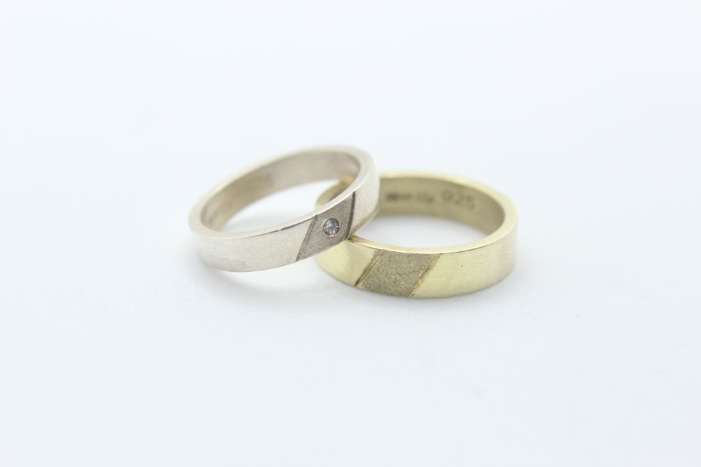trouwring Schuine mattering